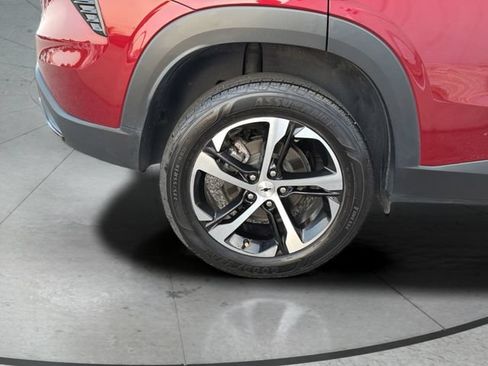 Certified 2024 Chevrolet Trax RS FWD image 31