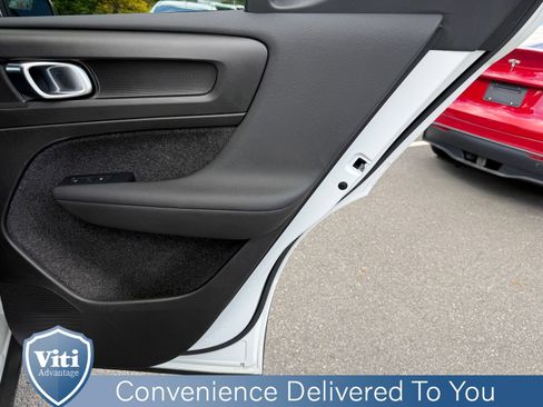 Certified 2023 Volvo XC40 Recharge Ultimate w/ Protection Package Premier AWD/4WD image 26