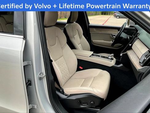 Used 2025 Volvo XC90 B6 Plus AWD/4WD image 10