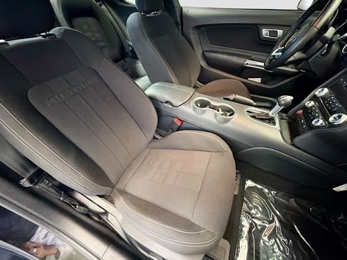 Used 2022 Ford Mustang GT w/ Black Accent Package RWD image 14