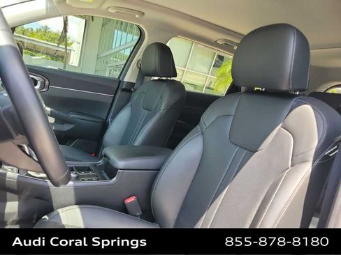 Used 2023 Kia Sorento S w/ Panoramic Sunroof Package FWD image 19