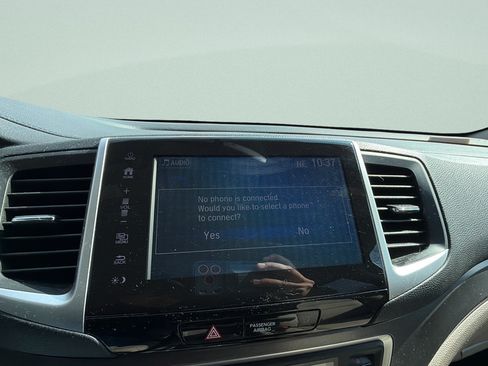 Used 2017 Honda Pilot EX image 14