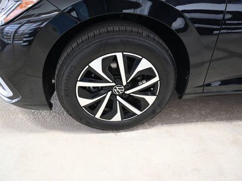 Used 2025 Volkswagen Jetta S FWD image 29