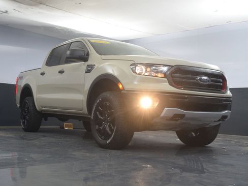 Used 2018 Alfa Romeo Stelvio Ti Sport image 40