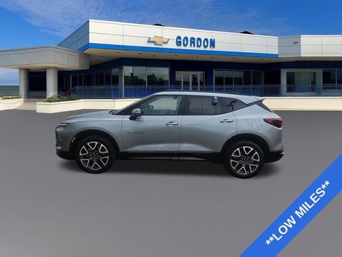 Used 2023 Chevrolet Blazer RS w/ Driver Confidence II Package FWD image 2