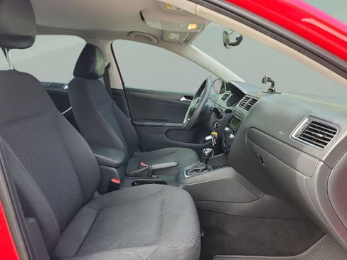 Used 2013 Volkswagen Jetta S image 18