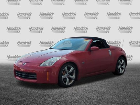Used 2006 Nissan 350Z Grand Touring RWD image 5