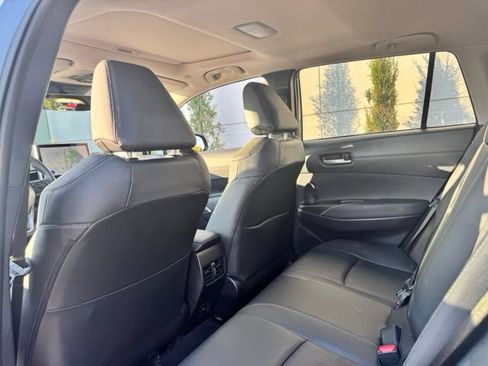 Used 2026 Toyota Corolla Cross XLE w/ Convenience Package FWD image 28
