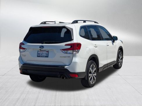 Used 2023 Subaru Forester Limited AWD/4WD image 5