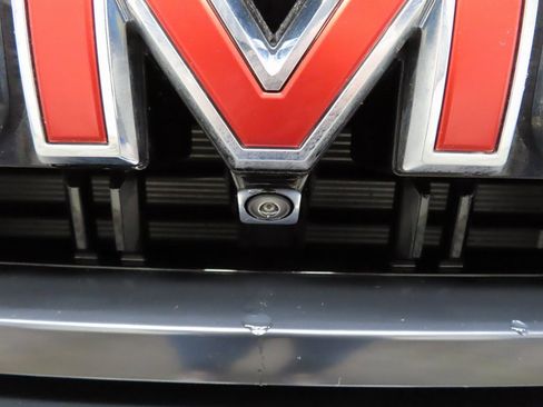 Used 2024 GMC Yukon AT4 image 45