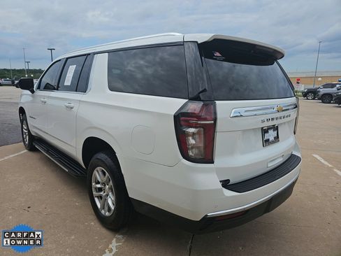 Used 2024 Chevrolet Suburban LT AWD/4WD image 6