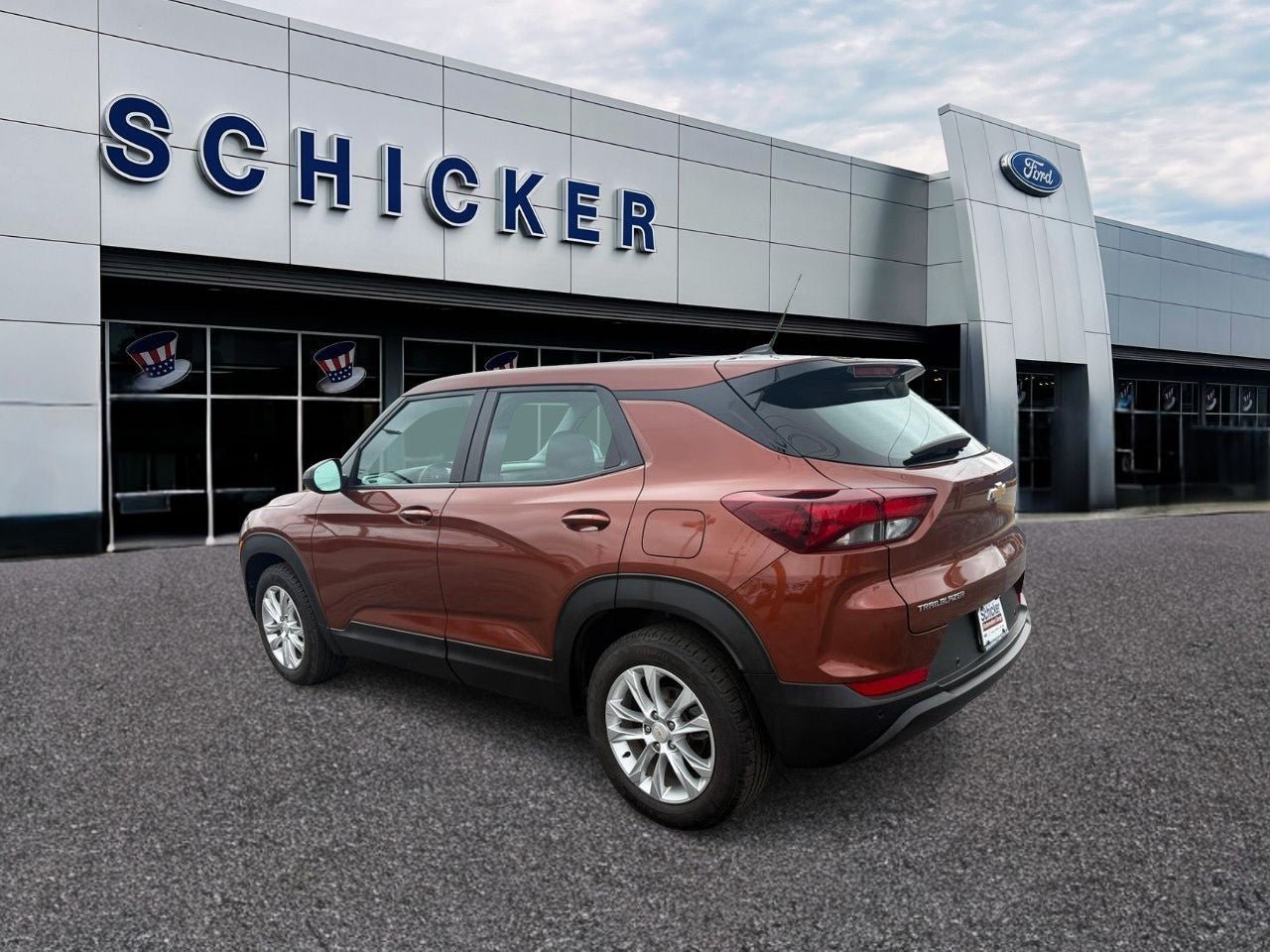 Used 2021 Chevrolet TrailBlazer LS FWD image 3