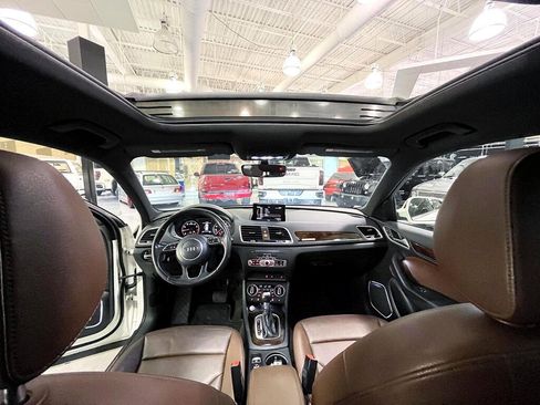 Used 2017 Audi Q3 2.0T Prestige w/ Prestige Package image 13