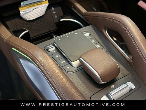 Used 2024 Mercedes-Benz GLS 450 4MATIC image 28