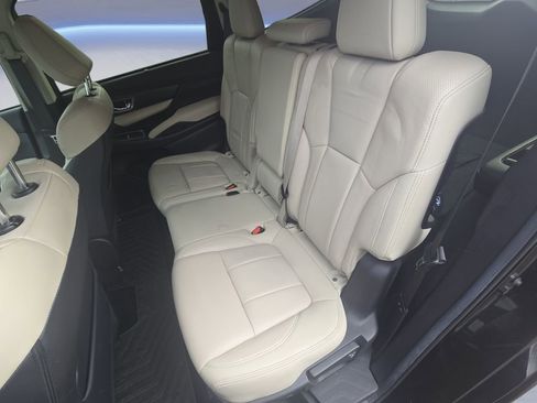 Used 2023 Subaru Ascent Limited image 16