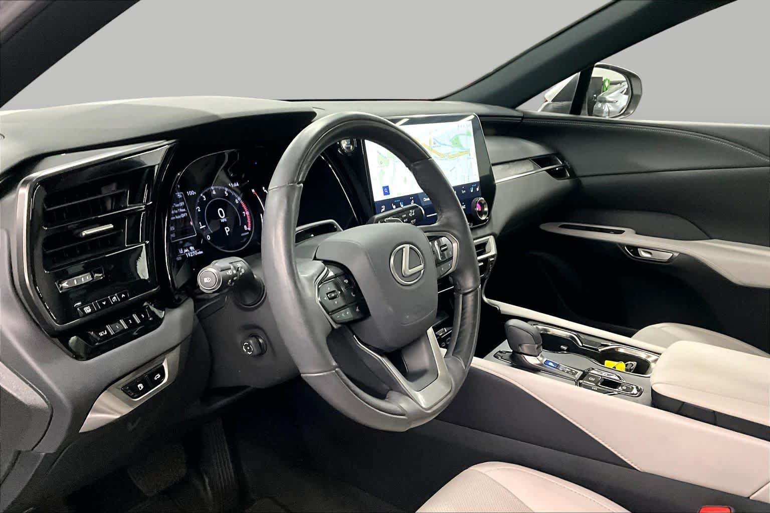 Used 2024 Lexus RX 350 Premium w/ Convenience Package FWD image 17