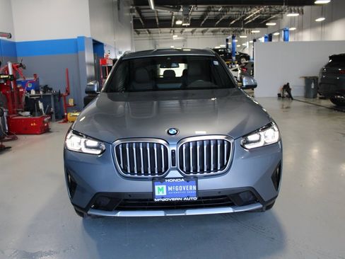 Used 2023 BMW X3 xDrive30i w/ Premium Package image 3