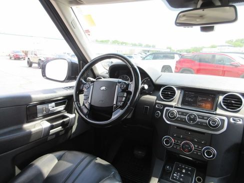 Used 2016 Land Rover LR4 HSE Silver Edition AWD/4WD image 26