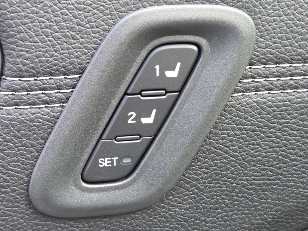 New 2026 Honda Pilot Elite image 17