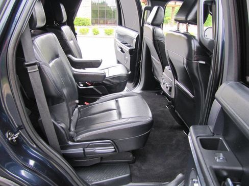 Used 2021 Ford Expedition XLT RWD image 21