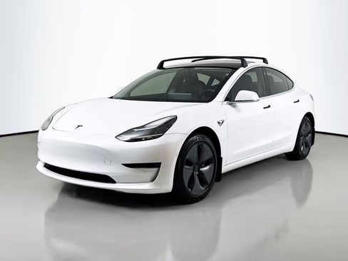 Used 2018 Tesla Model 3 Long Range RWD image 1