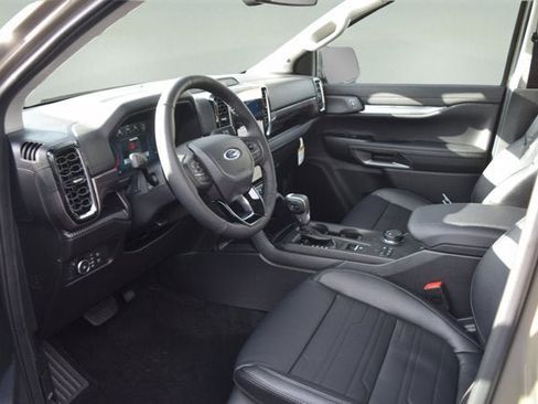 New 2025 Ford Ranger Lariat w/ Black Appearance Package image 6
