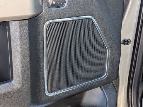 Used 2020 Ford F150 Lariat w/ Equipment Group 502A Luxury image 16