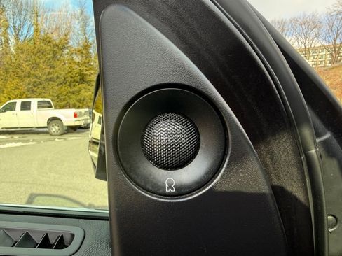 Used 2019 Lincoln Navigator Reserve image 12