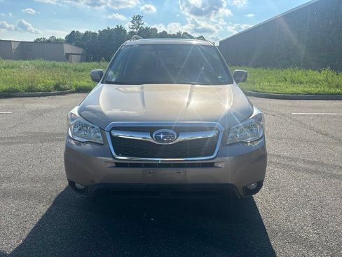 Used 2014 Subaru Forester 2.5i Limited w/ Popular Package #2 AWD/4WD image 2
