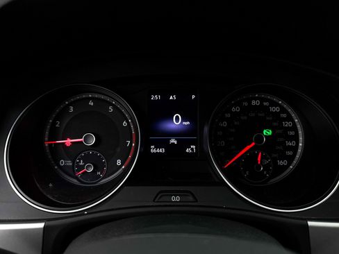 Used 2021 Volkswagen Atlas Cross Sport SE image 33