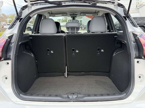 Used 2023 Nissan Kicks SR w/ SR Premium Package image 16