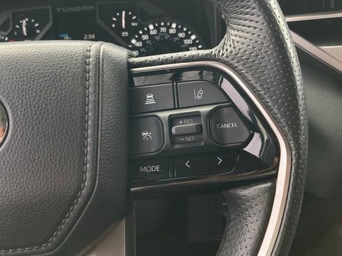 Used 2023 Toyota Tundra Limited image 17