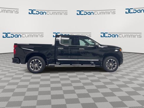 New 2026 Chevrolet Silverado 1500 High Country w/ Technology Package AWD/4WD image 9