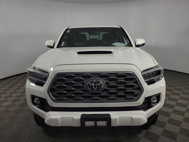 Used 2023 Toyota Tacoma TRD Sport w/ Technology Package AWD/4WD image 2