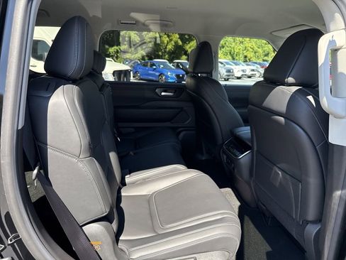 New 2025 Nissan Armada SV AWD/4WD image 18
