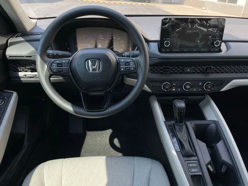 Used 2025 Honda Accord LX image 11
