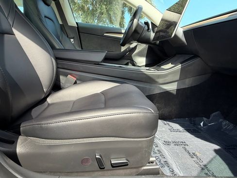 Used 2023 Tesla Model 3 Standard Range RWD image 31