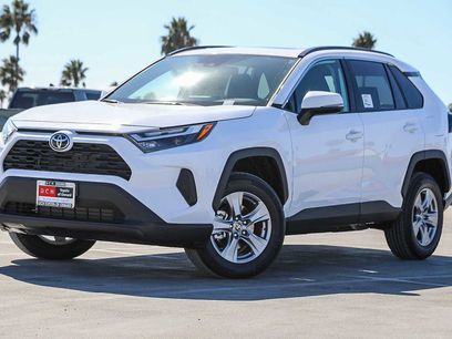 New 2025 Toyota RAV4 XLE