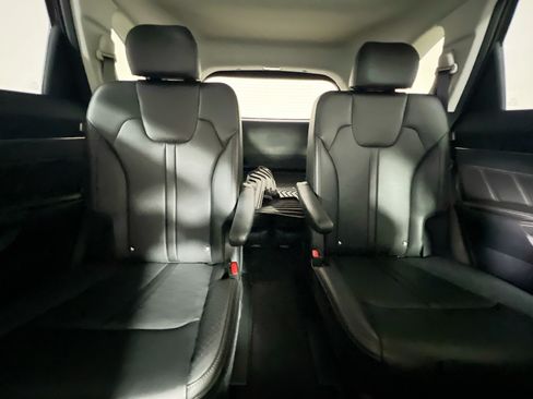 Used 2025 Kia Sorento SX FWD image 32