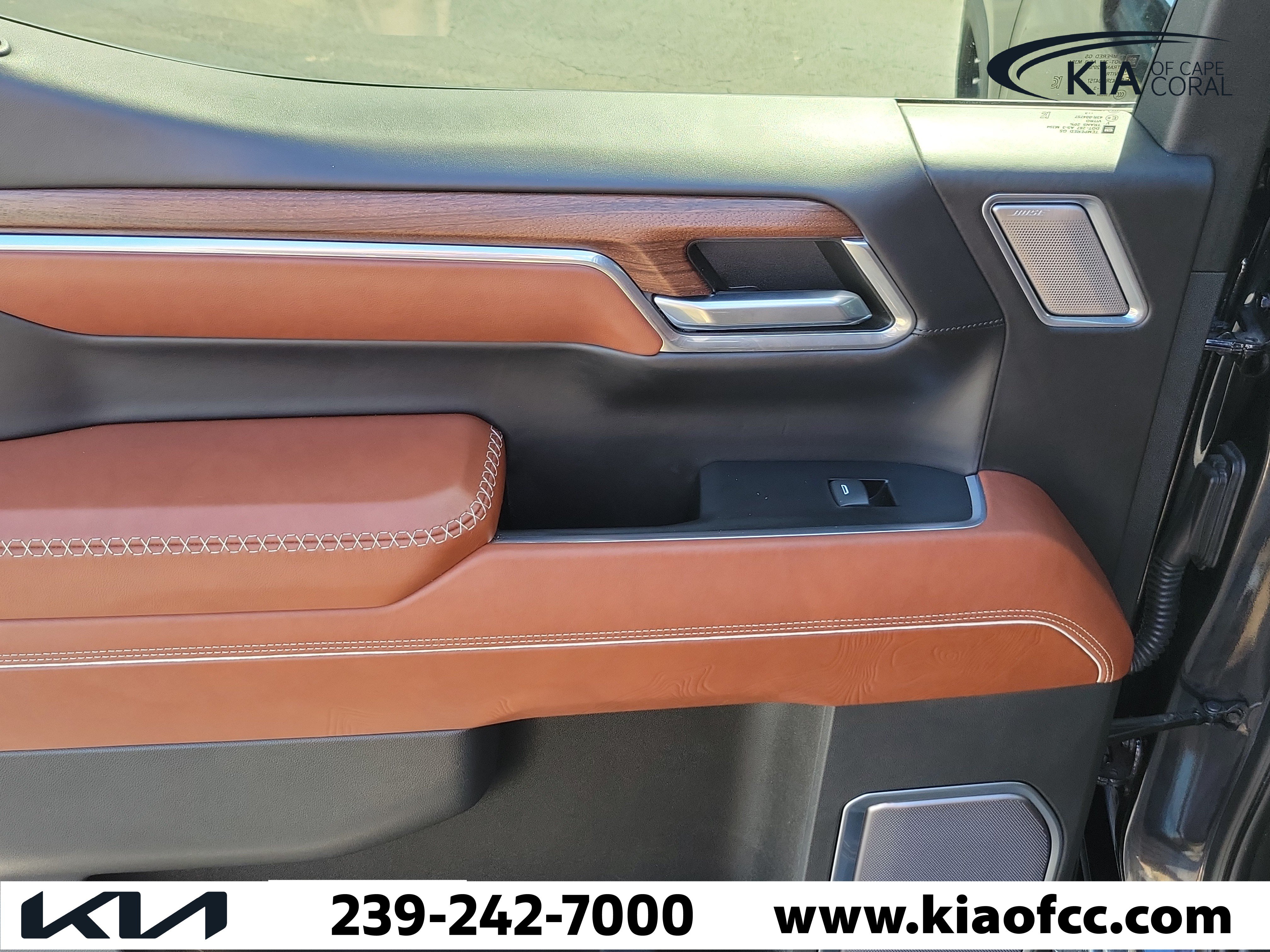 Used 2023 GMC Sierra 1500 Denali Ultimate AWD/4WD image 13