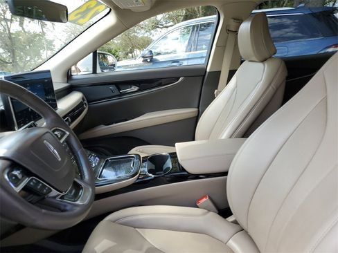 Used 2023 Lincoln Nautilus Reserve image 20