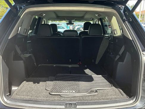 Certified 2023 Volkswagen Atlas SEL AWD/4WD image 15