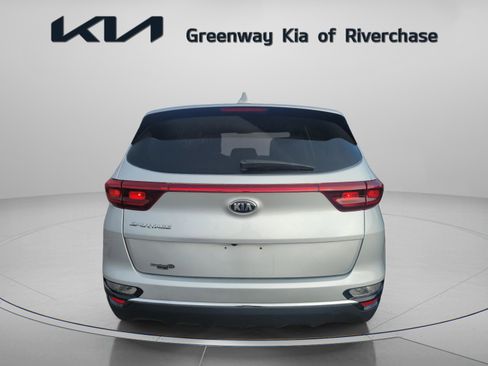 Used 2022 Kia Sportage LX image 6