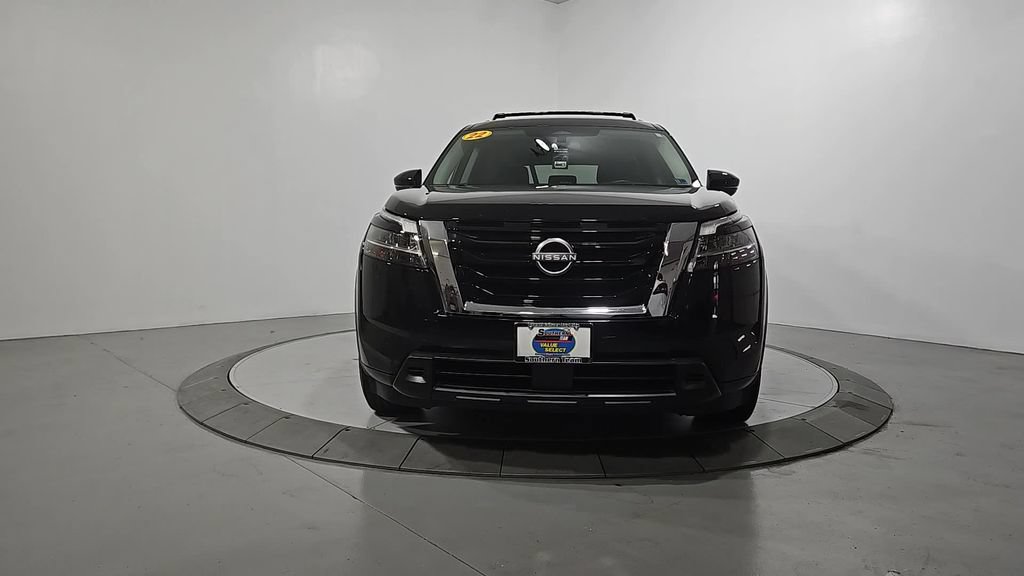 Used 2022 Nissan Pathfinder SV AWD/4WD image 9