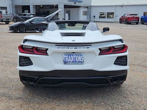 New 2026 Chevrolet Corvette Stingray Convertible RWD image 38