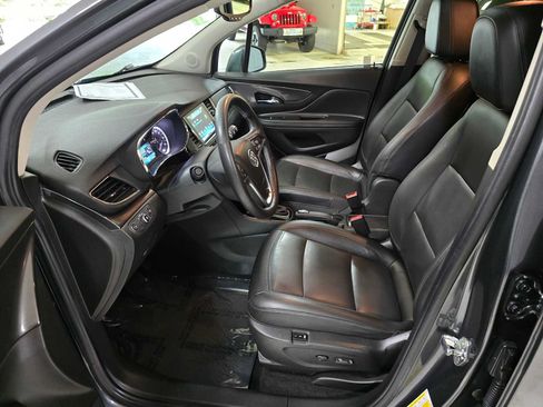Used 2018 Buick Encore Essence AWD/4WD image 20