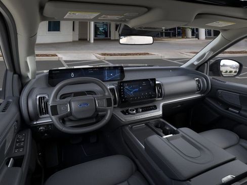 New 2026 Ford Expedition Platinum w/ Driver's Package AWD/4WD image 9