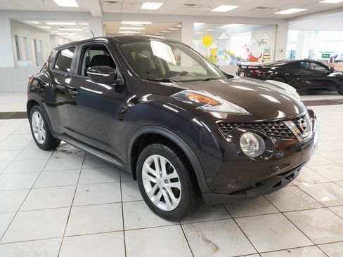Used 2016 Nissan Juke SV w/ Cold Weather Package image 17