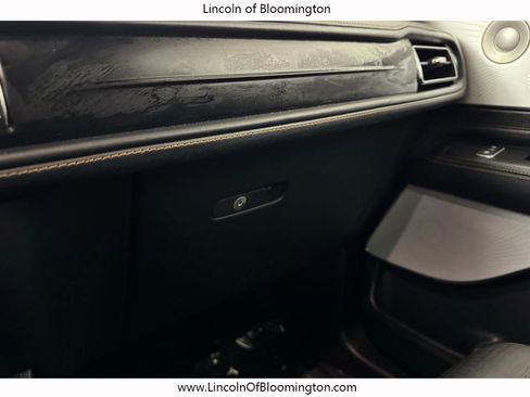 Certified 2025 Lincoln Aviator Black Label image 47