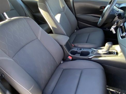 Certified 2025 Toyota Corolla LE image 13